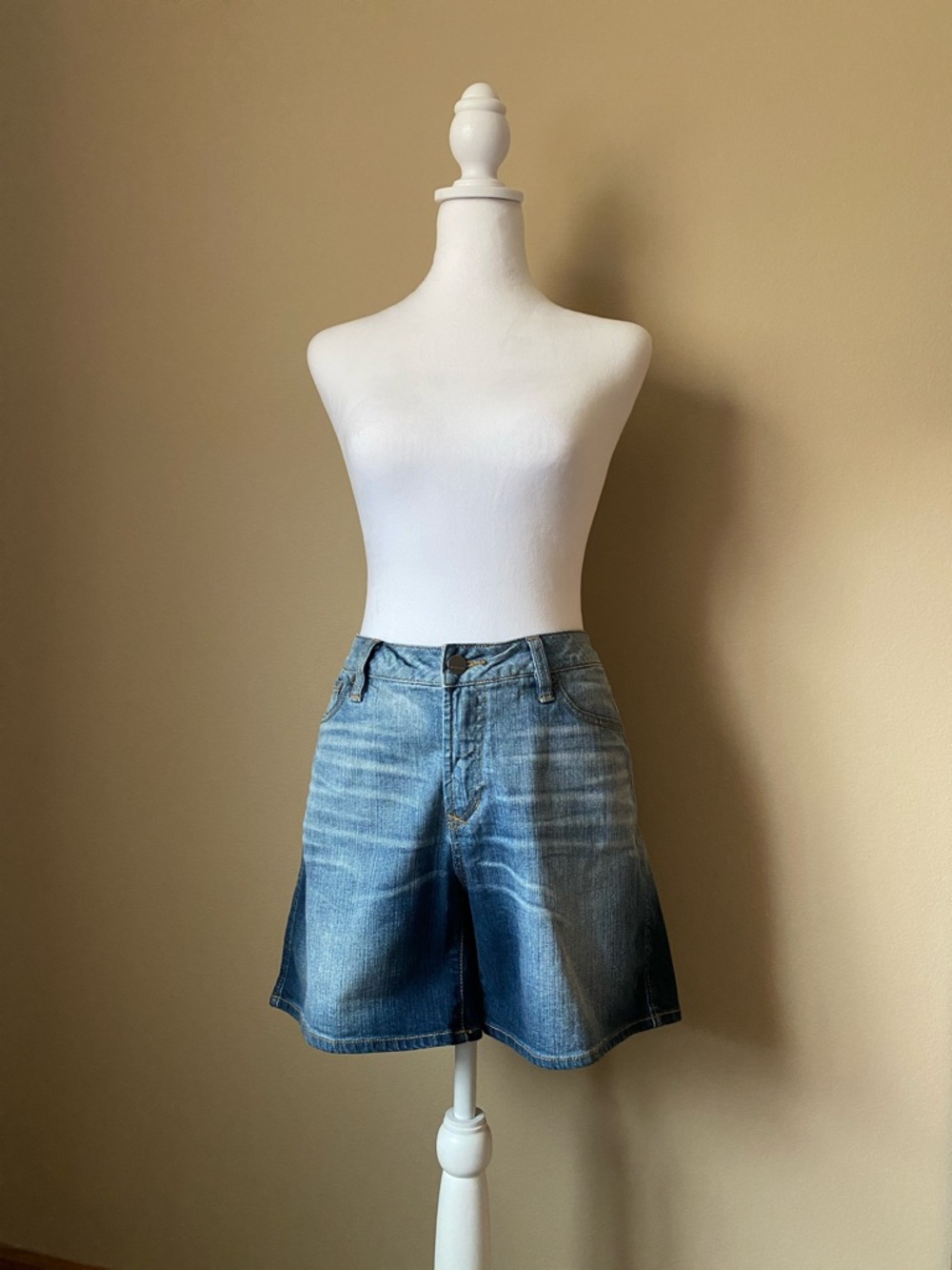 Dear John Ava Roll Up Shorts Ombré Longer Size 29